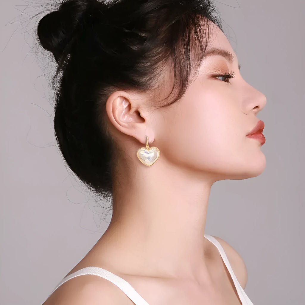 Gold coloured alloy ear clips for women with natural style and ear clip design