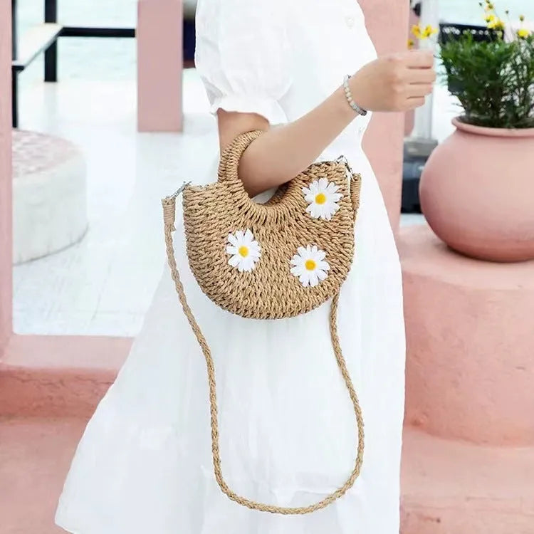 Women's light brown woven crossbody bag with daisy motif and straw-weaving texture, 25x20x8cm