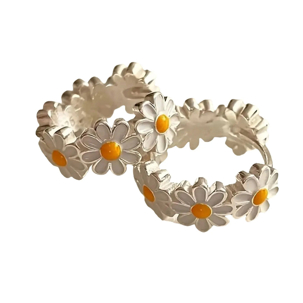 White daisy flower stud earrings with platinum gem inlay on electroplated copper jewellery
