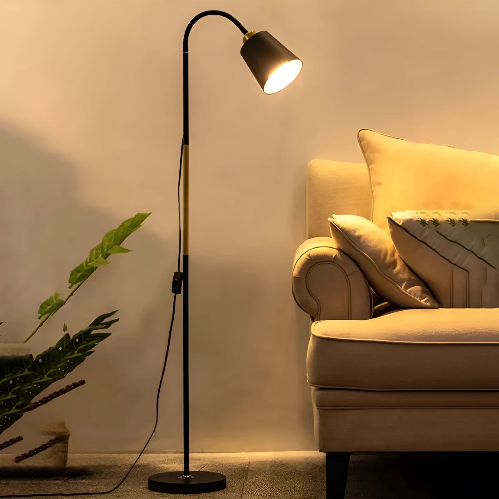 Nordic style eye protection sofa floor lamp in Black Gold finish with warm light, 220V EU plug