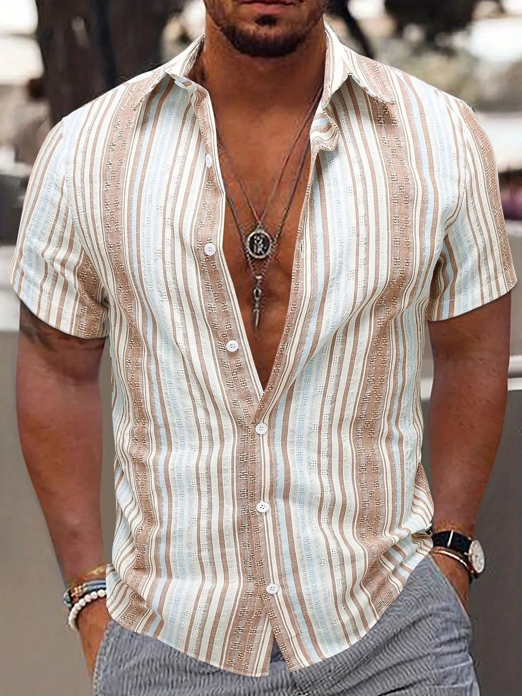 Men's striped short sleeve shirt in light blue with 3D printed pattern and button front