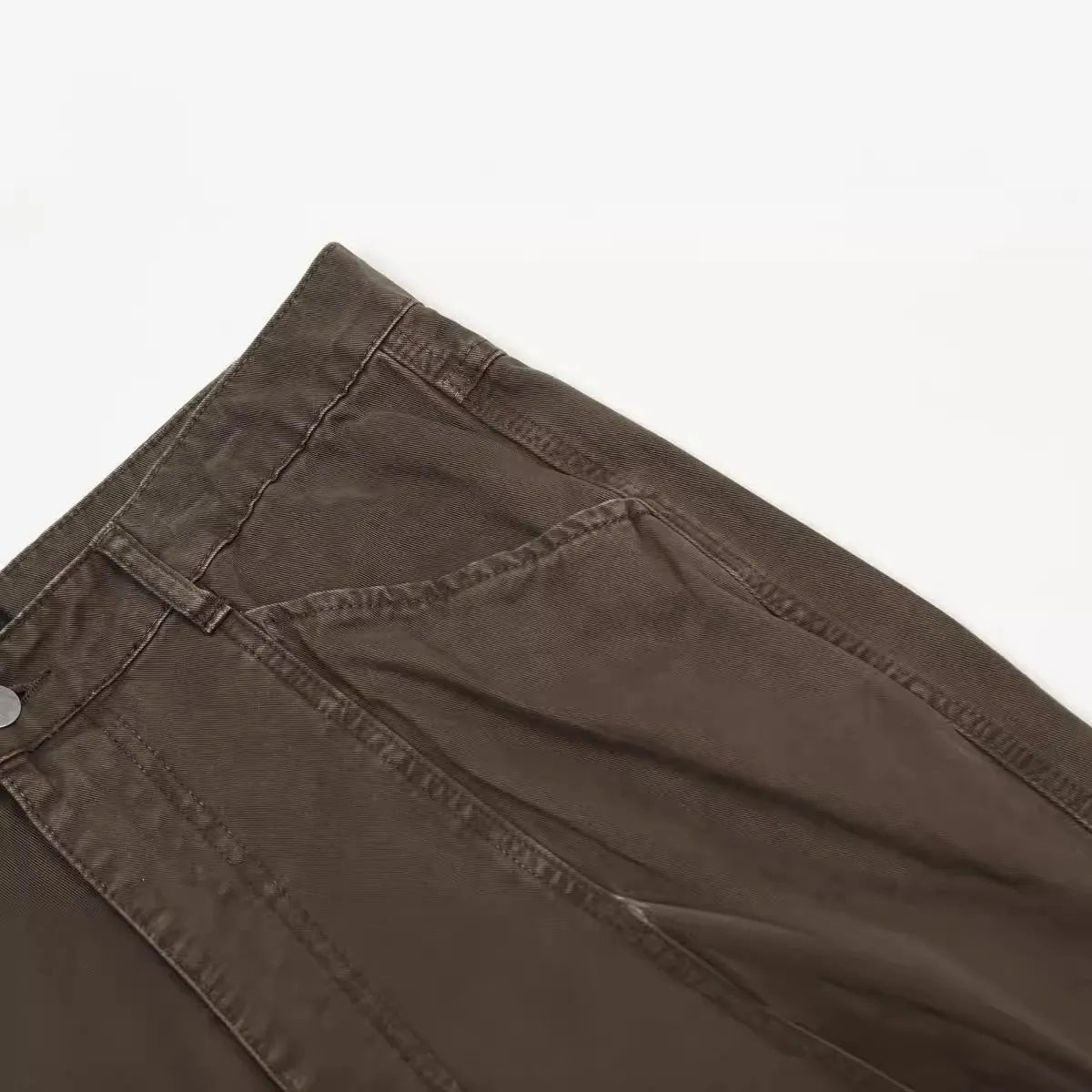 Men's straight-leg wide leg trousers in brown cotton fabric with high waist and zipper fly