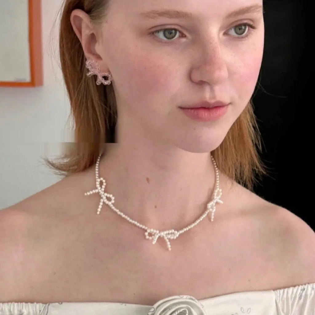 Sweet bow pearl necklace for women simple design clavicle chain white imitation pearls adjustable 31-40cm