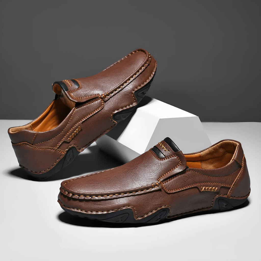 Men's outdoor casual slip-on flat shoes in 2518 Black with microfiber upper and rubber sole