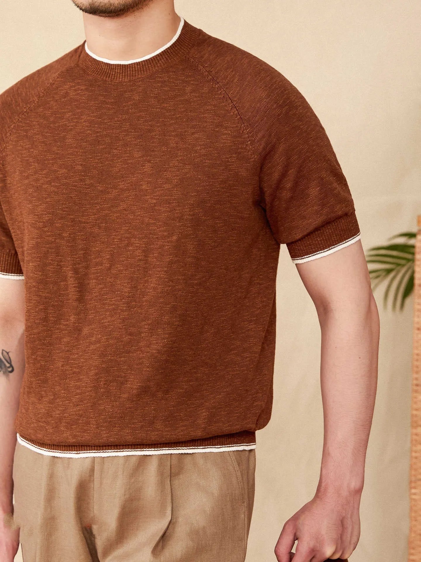 Breathable cotton-linen round neck short-sleeved T-shirt in brown colour