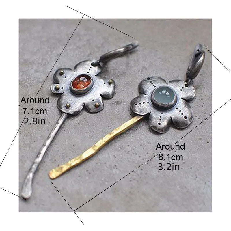Fashion retro two-tone flower long earrings for women, asymmetrical two-colour alloy drop earrings with electroplated finish