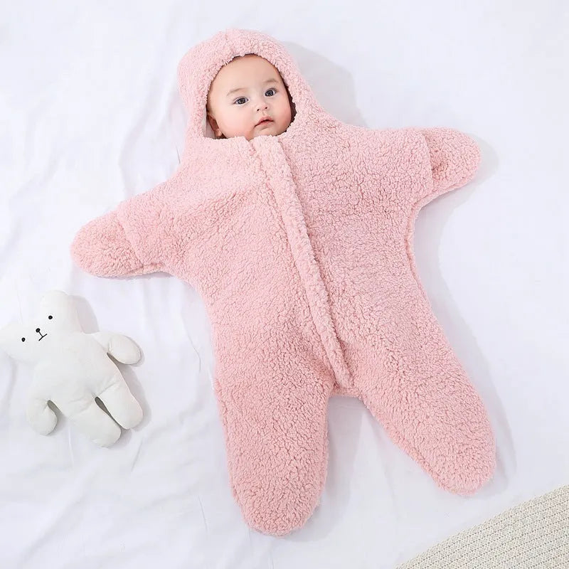Baby starfish lamb velvet sleeping bag in pink with hood and zip, 76x78x39cm, for newborns 0-6 months