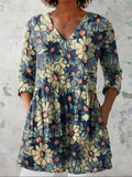 Women's retro slim fit printed long-sleeved polyester top in various colours and sizes