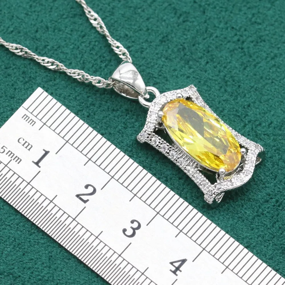 Women's anti-allergy zircon jewellery set with snake chain necklace, earrings, ring and bracelet in yellow alloy