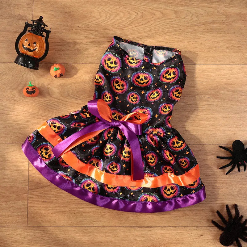 Halloween dog skirt with double-layer construction in colourful pumpkin pattern