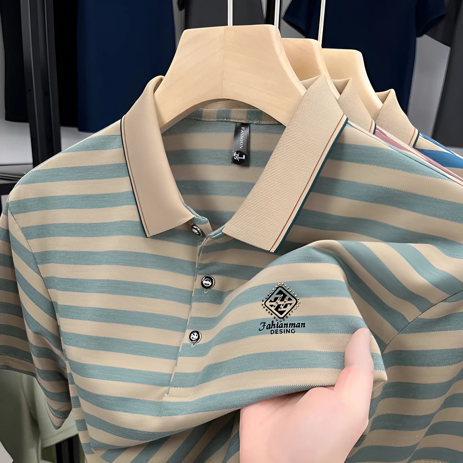 Men's striped short sleeve casual shirt with mosaic pattern in polyester fabric