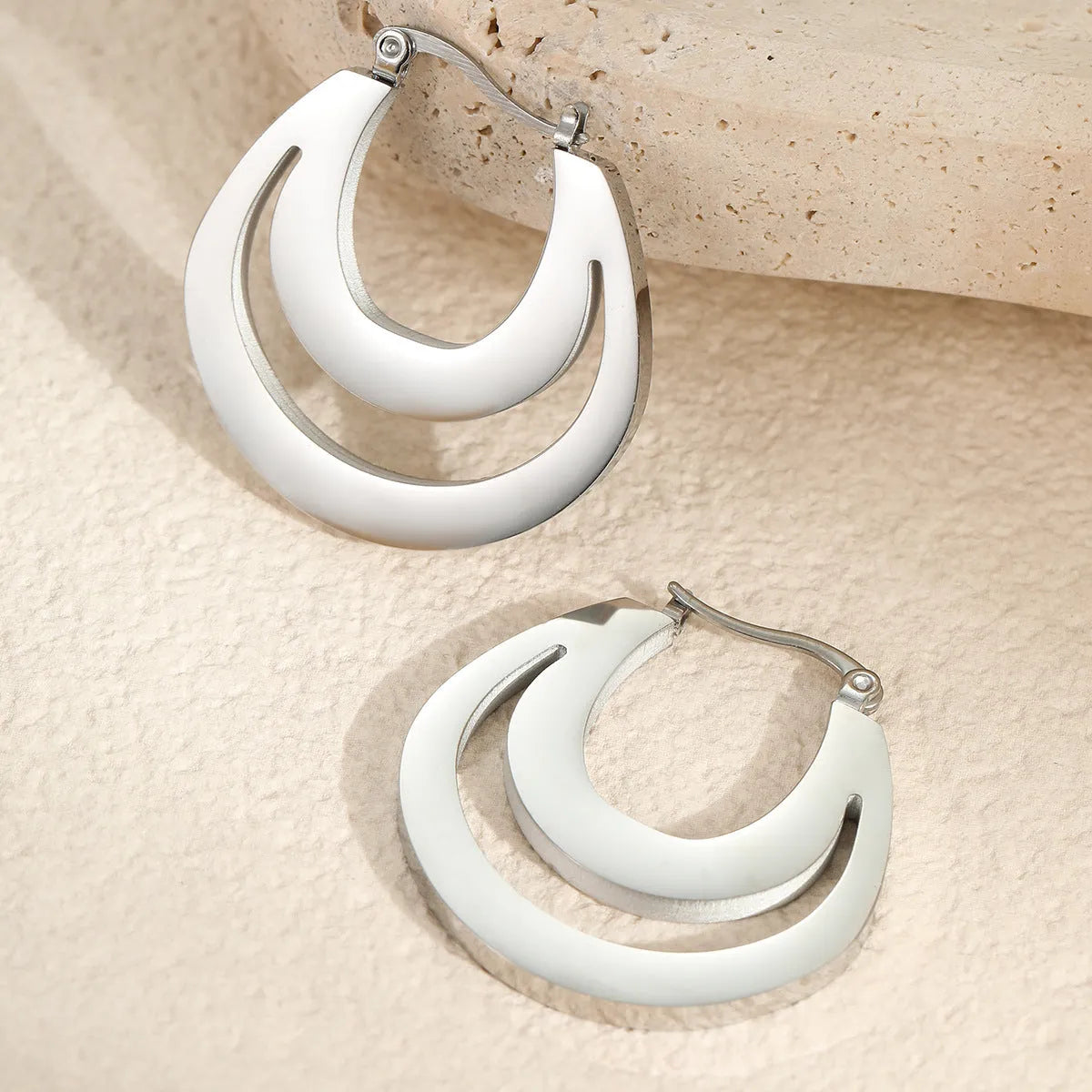 Geometric French earrings with circular ring design in gold-plated stainless steel for women's office jewellery