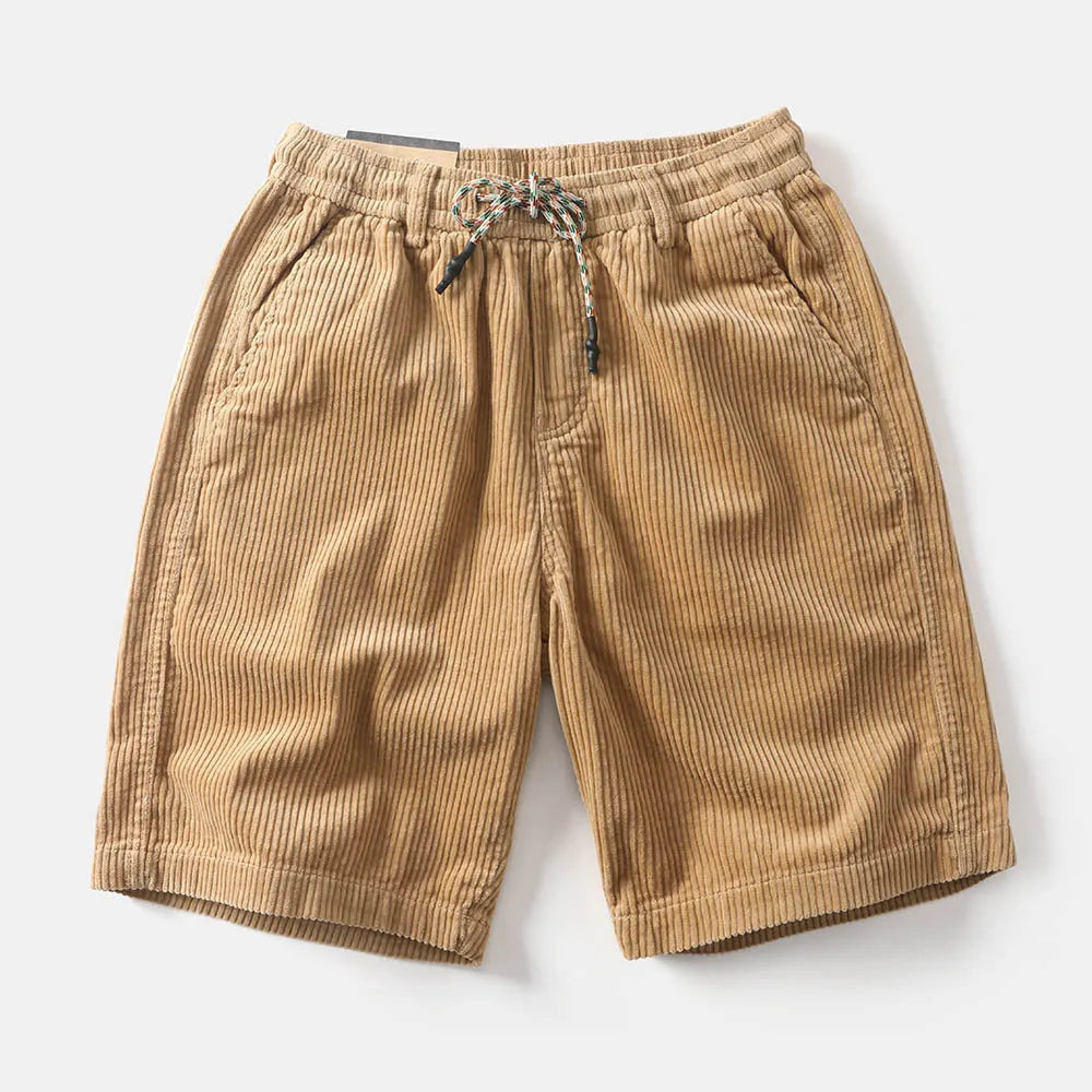 Men's khaki cargo shorts with a straight-leg fit and street style design.