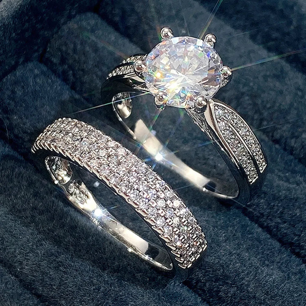 White gold-coloured geometric wedding ring bracelet showing round design elements