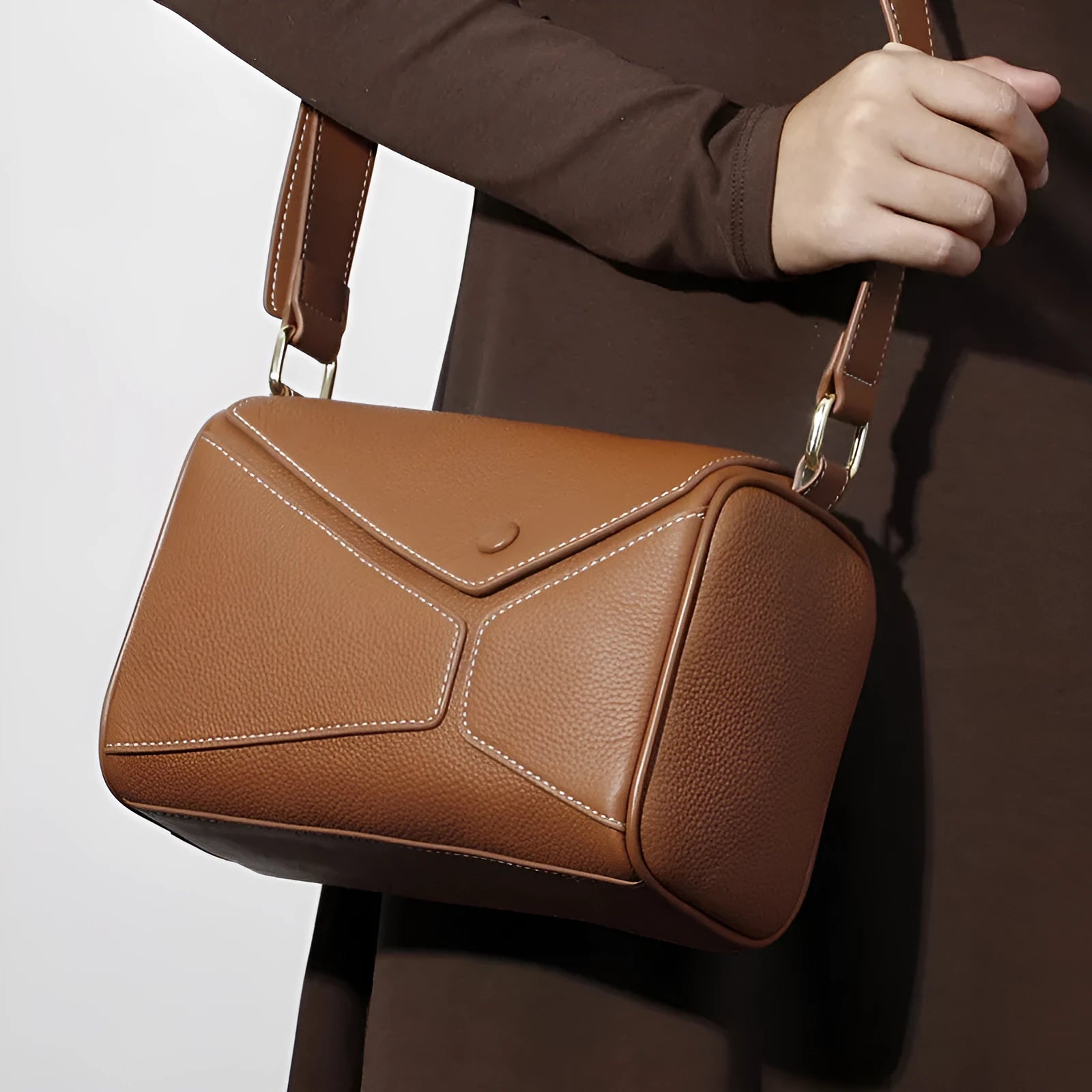 Genuine leather women's crossbody bag in brown, first layer cowhide, soft square shape with zipper changing bag