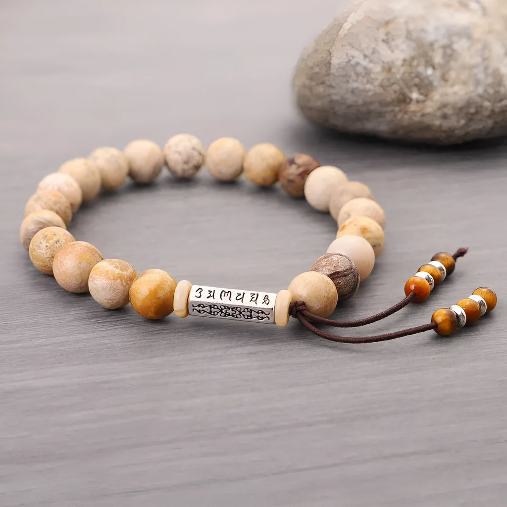 Handmade stone bead bracelet in wood colour with European retro simple style