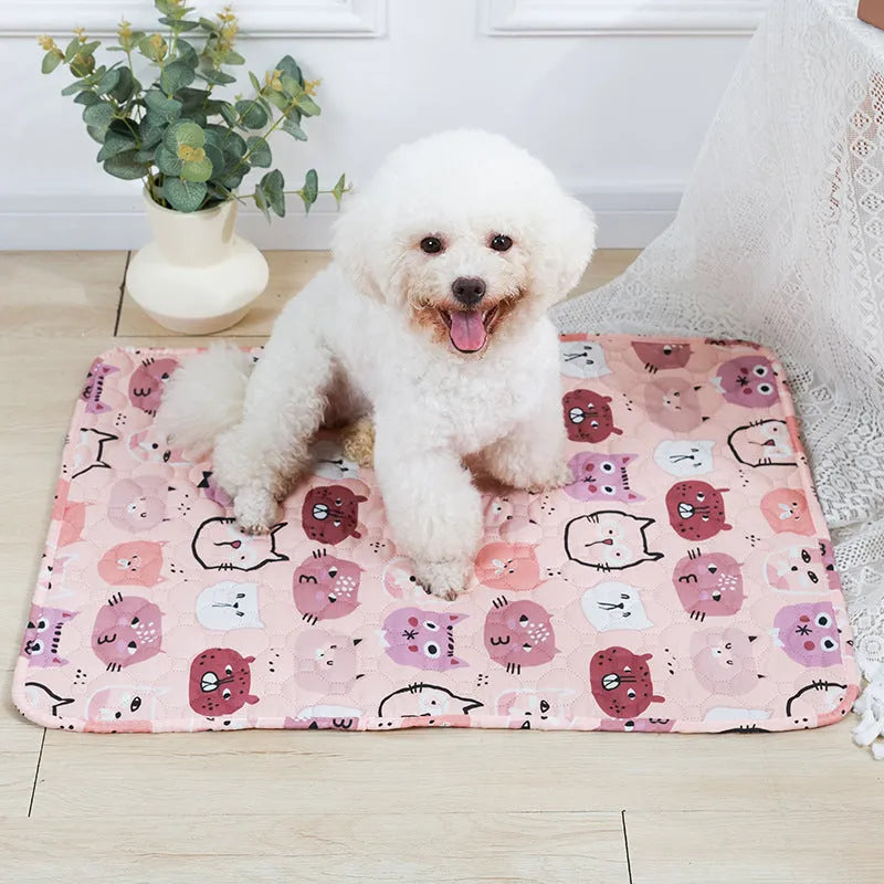 Reusable waterproof pet urine pad with anti-slip backing in various colours and sizes