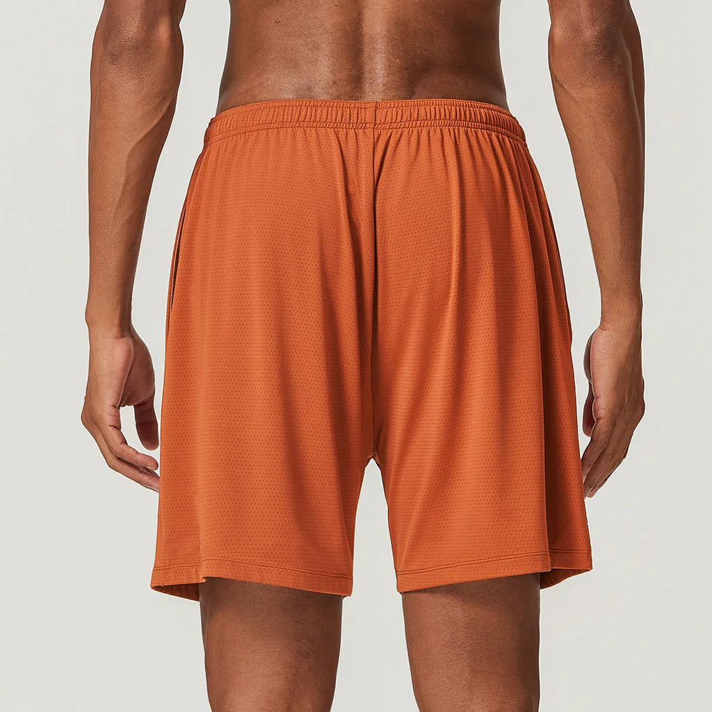 Men's quick-dry double-layer running shorts in multiple colours on a size chart.