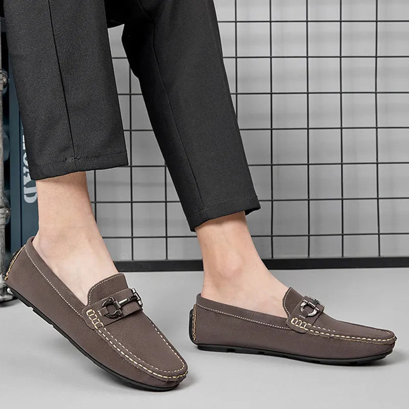 Men's round-toe cowhide leather lazy doug casual shoes in black, brown, and beige on a plain background