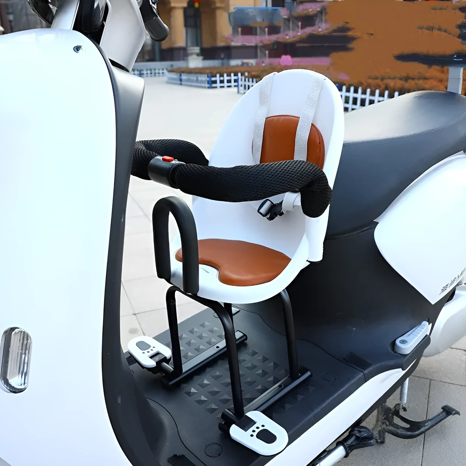 Children's battery scooter front safety seat with high carbon steel frame in black, red, or white colours