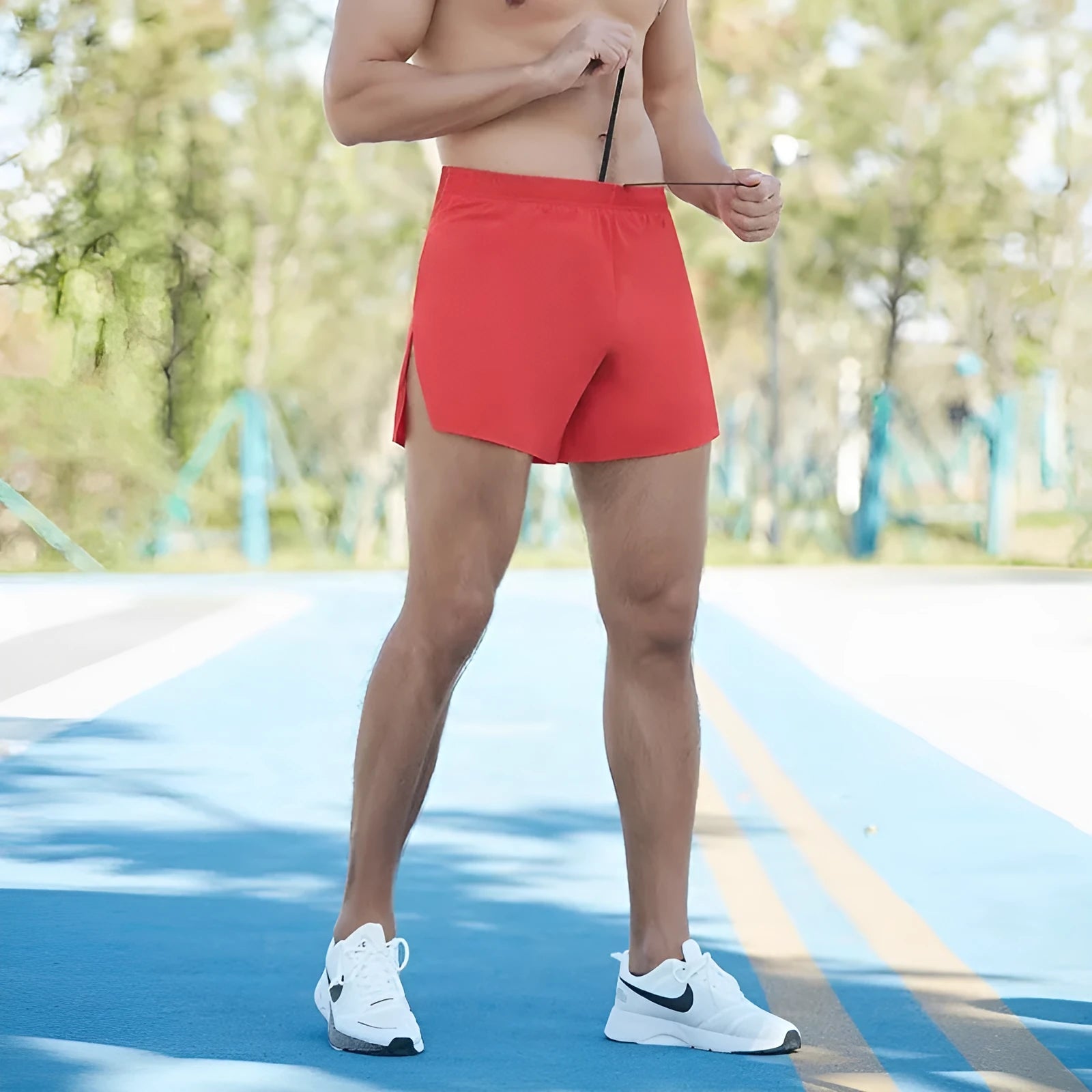 Men's high-waist off-road running shorts in quick-drying nylon-blend fabric available in multiple colours