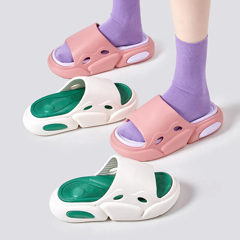 Women's two-colour EVA slippers with a thick sole and leather lining.