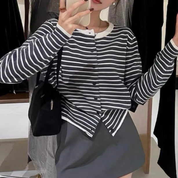 Dark grey and white striped women's cardigan with long sleeves and a short 40cm length.