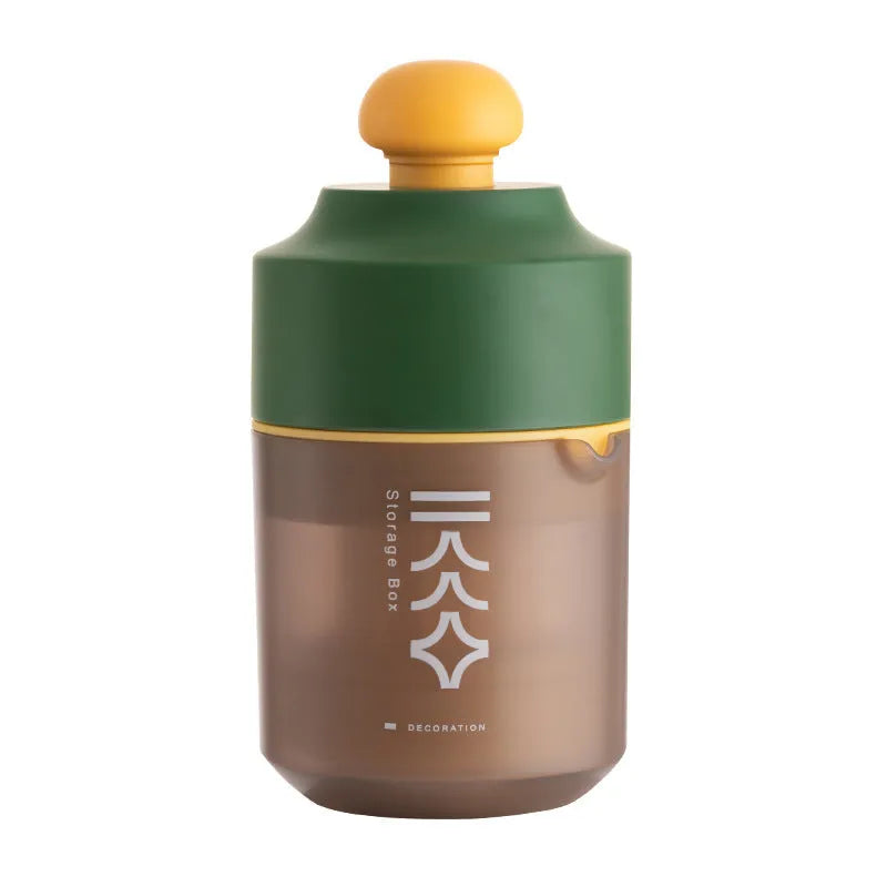 Manual juicer with 400ml capacity in white, showing compact PP plastic build with lid