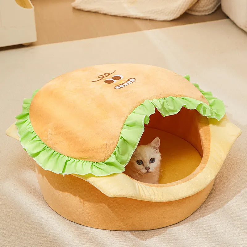 M-size insulated outdoor cat kennel with waterproof roof and washable cushion, shown disassembled
