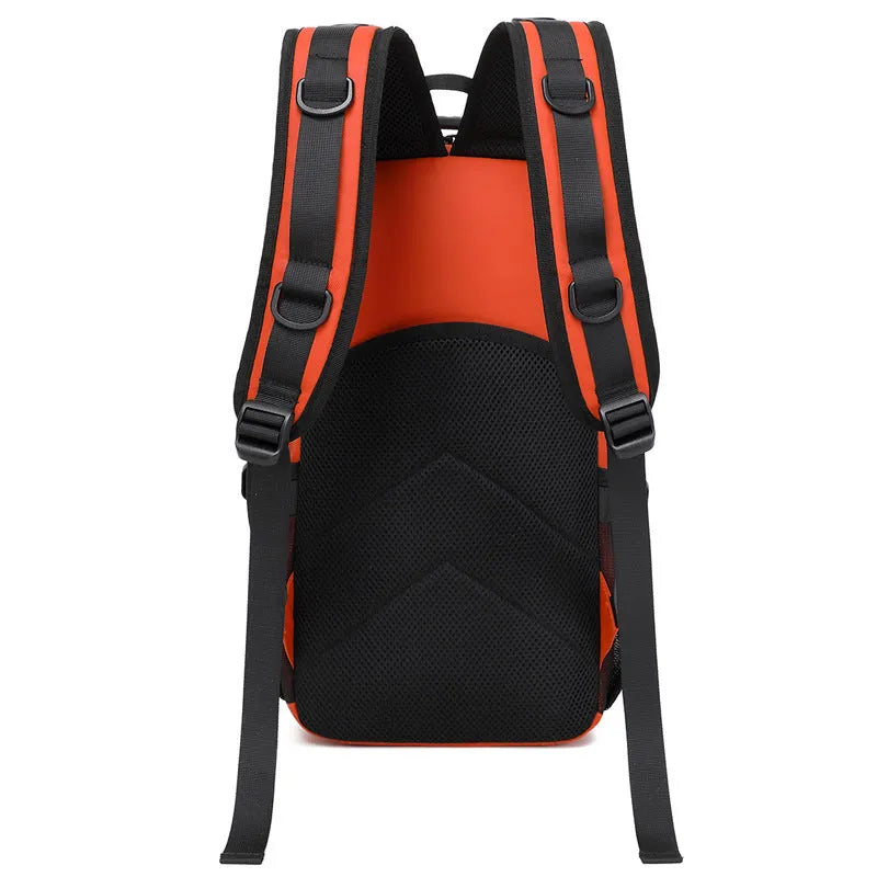 Solid-colour Derm outdoor backpack with 20-35 litre capacity for hiking and camping.