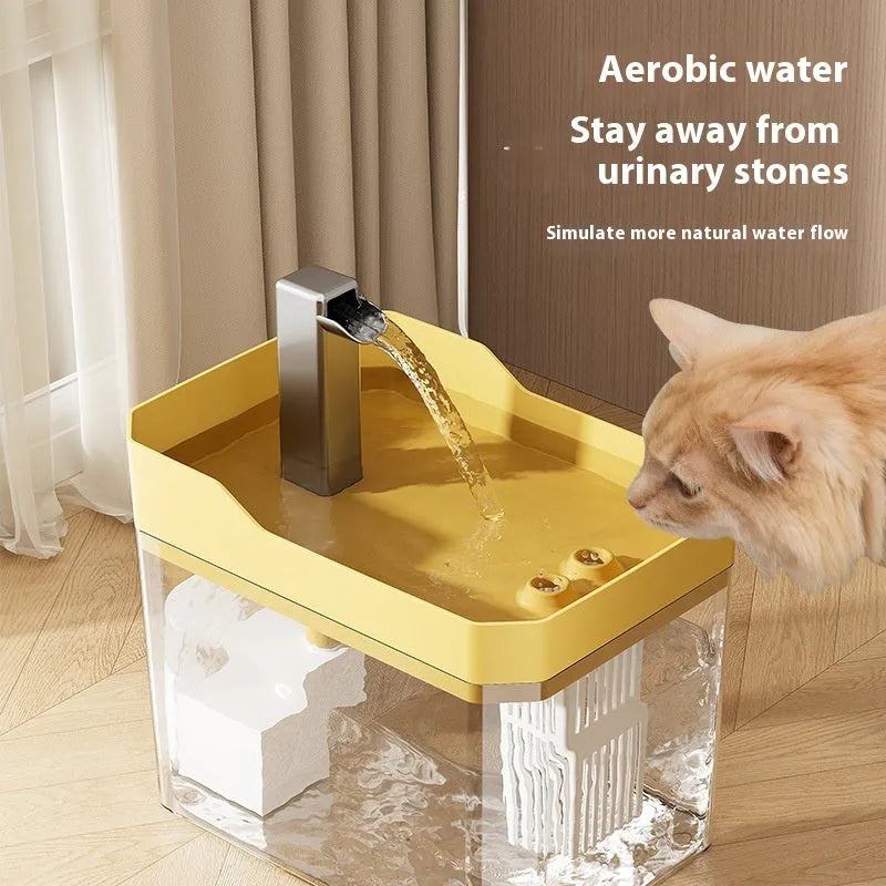 Cat water fountain in matte grey plastic with 1.5L tank and circulating pump for pet hydration
