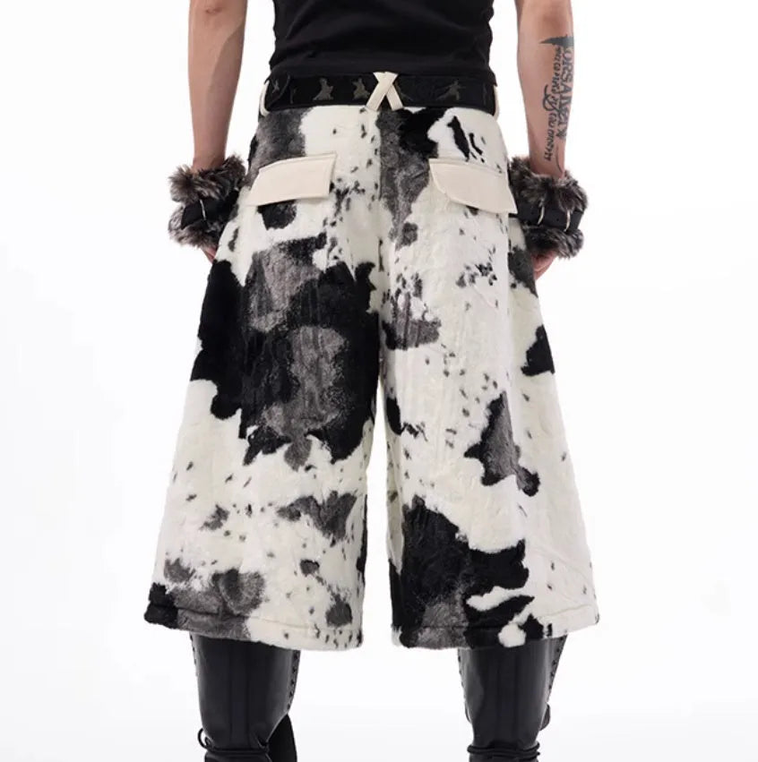 Stitching milk fiber fur cropped pants with personalised patterns in picture colour, front view