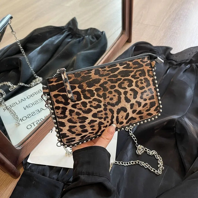 Western style niche casual crossbody underarm women's bag in dark brown PU with chain detail and single strap