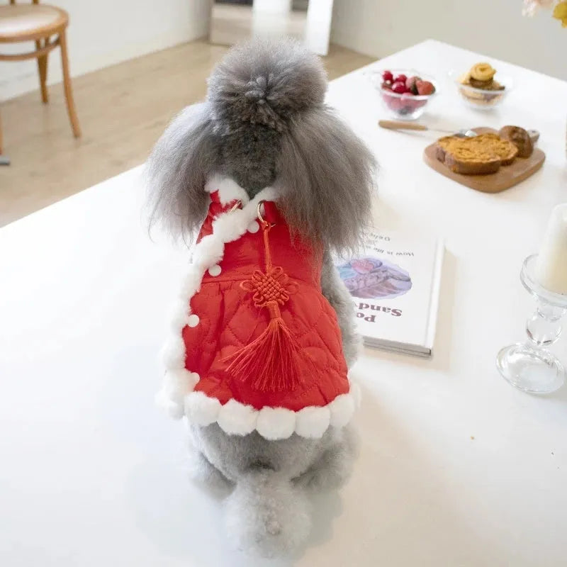 Red Chinese-style pet clothing with fur collar and Chinese knot for autumn winter for dogs and cats