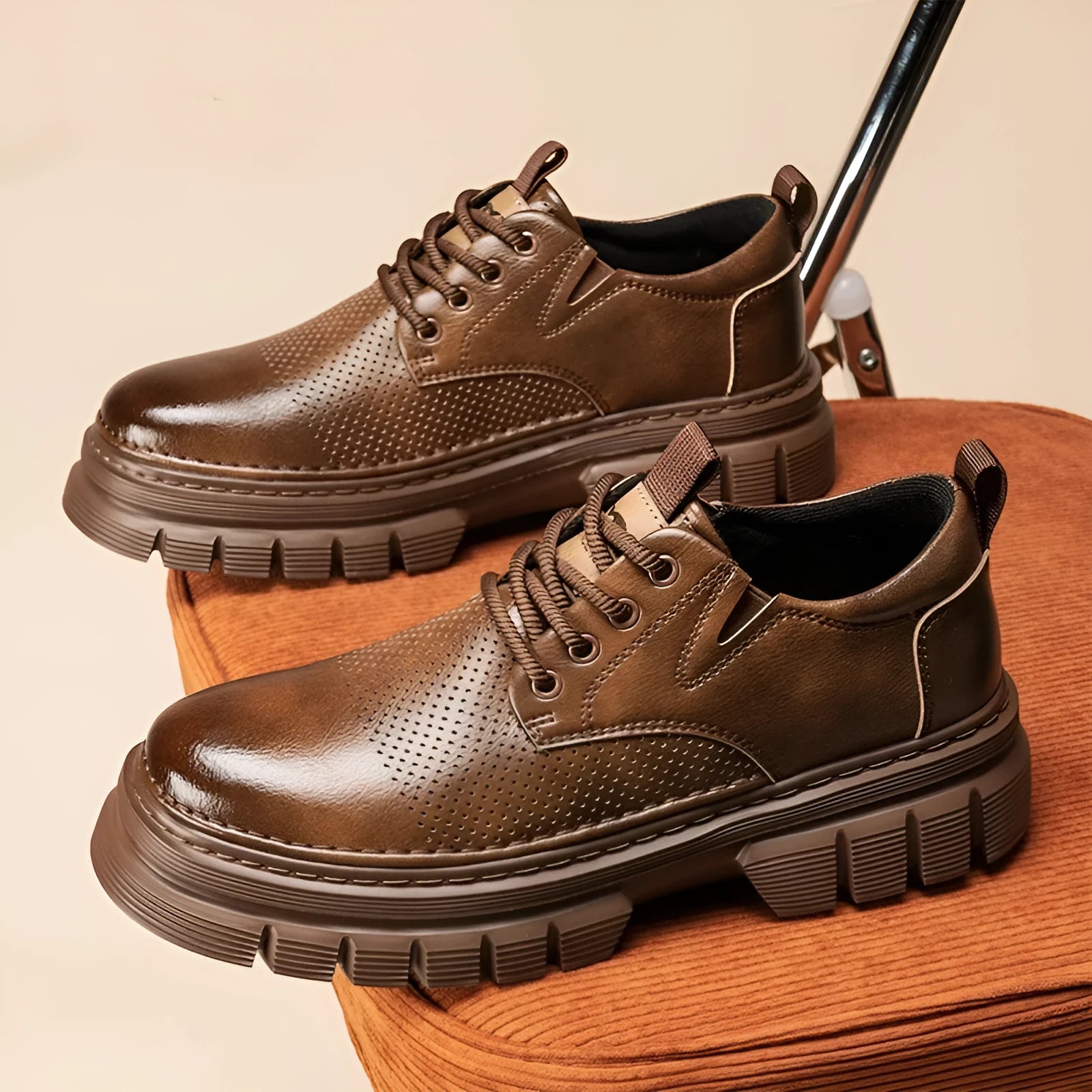 Genuine leather height increasing lace-up work casual shoes in black and brown with low heel and rubber sole