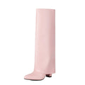 Women's plus size high heel boot in artificial PU with high cylinder and sewing line detail.