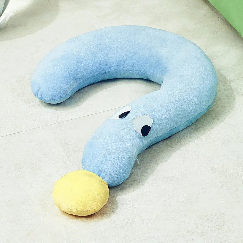 Blue or yellow rectangular pet pillow measuring 62cm by 39cm for dogs and cats