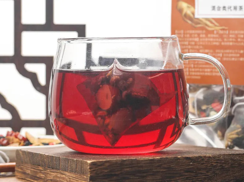 Box of ginseng and black wolfberry herbal tea containing 40 individual sachets with mulberry ingredient