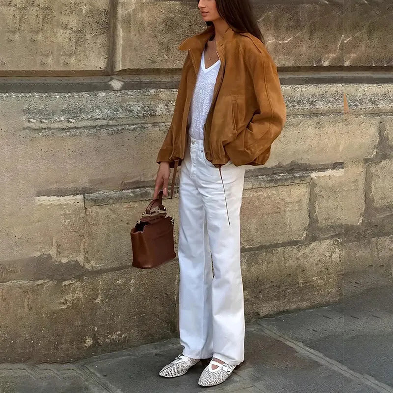 Solid colour loose-fit retro jacket with long sleeves on a model