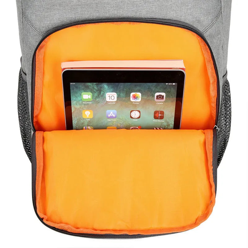 Outdoor thermal picnic backpack in Oxford cloth with dry-wet separation compartments and expansion function