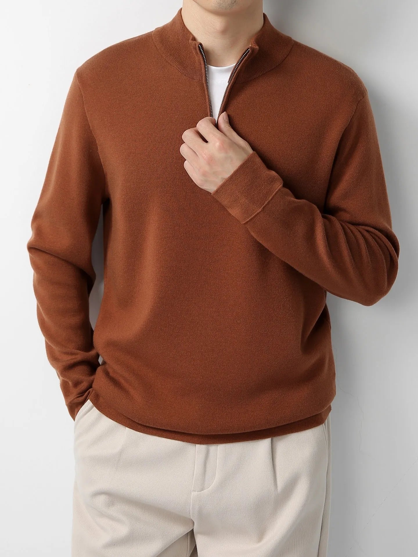 Men's merino wool zip stand collar sweater in light business style, machine washable, regular fit pullover
