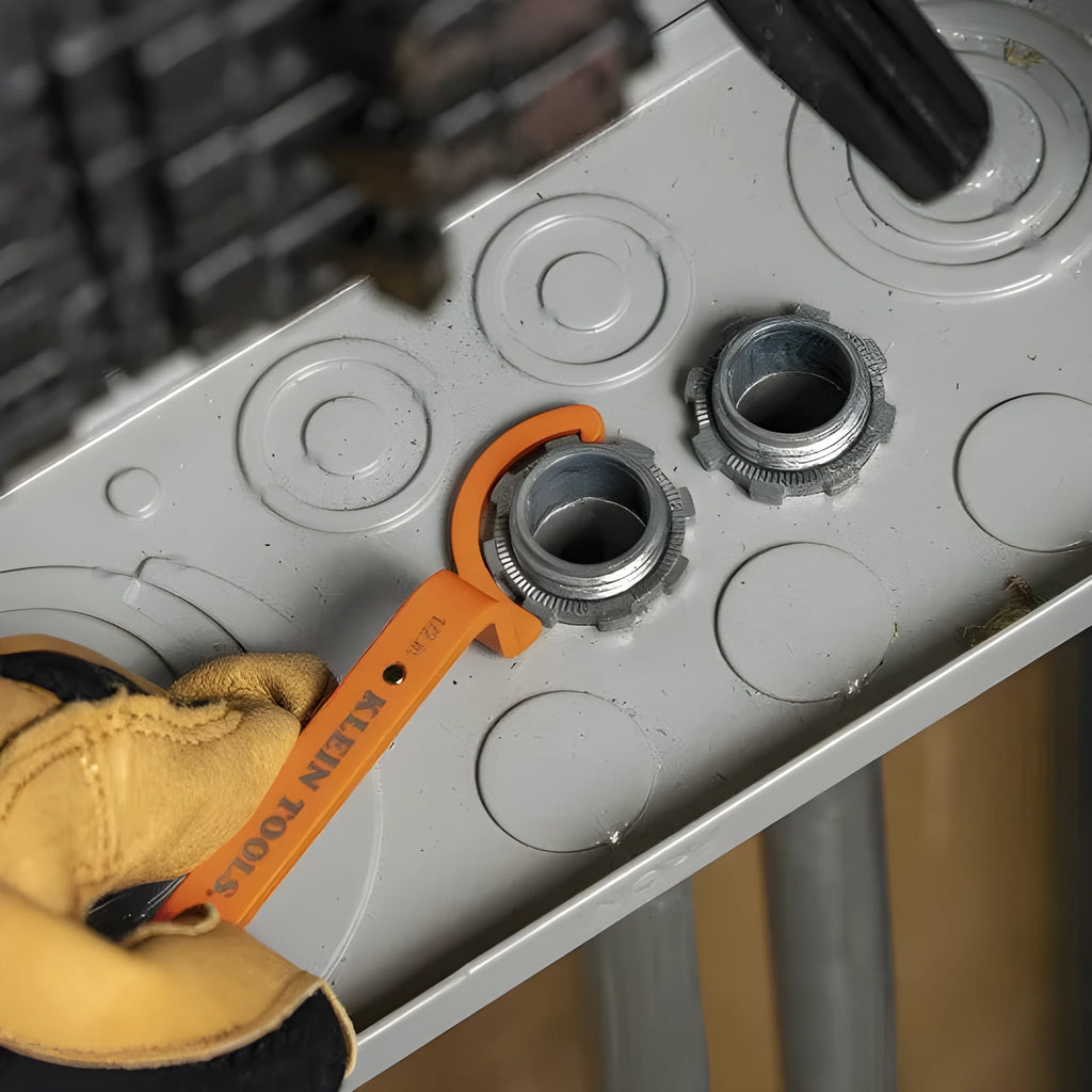 H251 three-piece wrench set showing orange crescent, grey magnetic and black catheter wrenches with size comparison