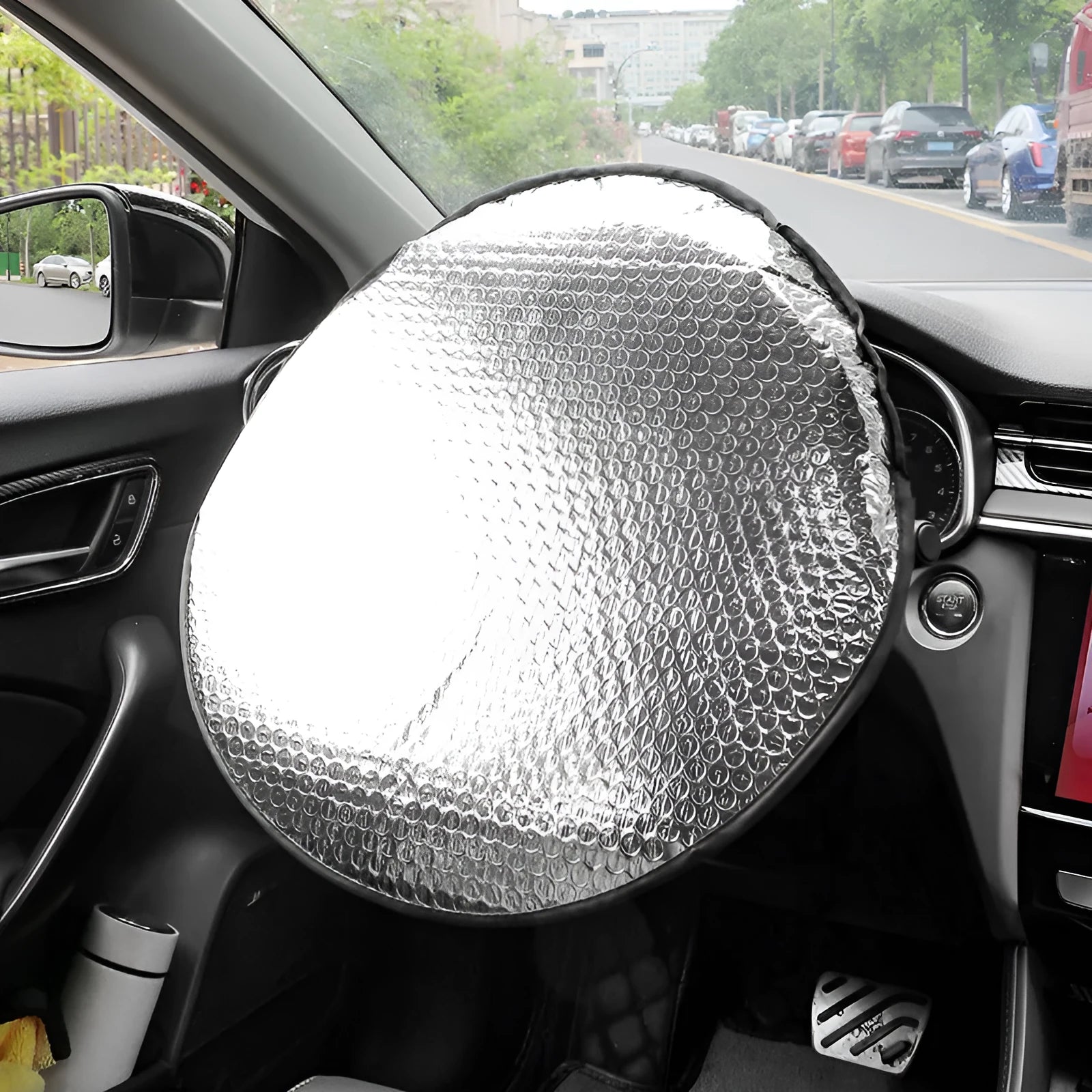 Car steering wheel sunshade cover in aluminium foil with universal fit and simple style