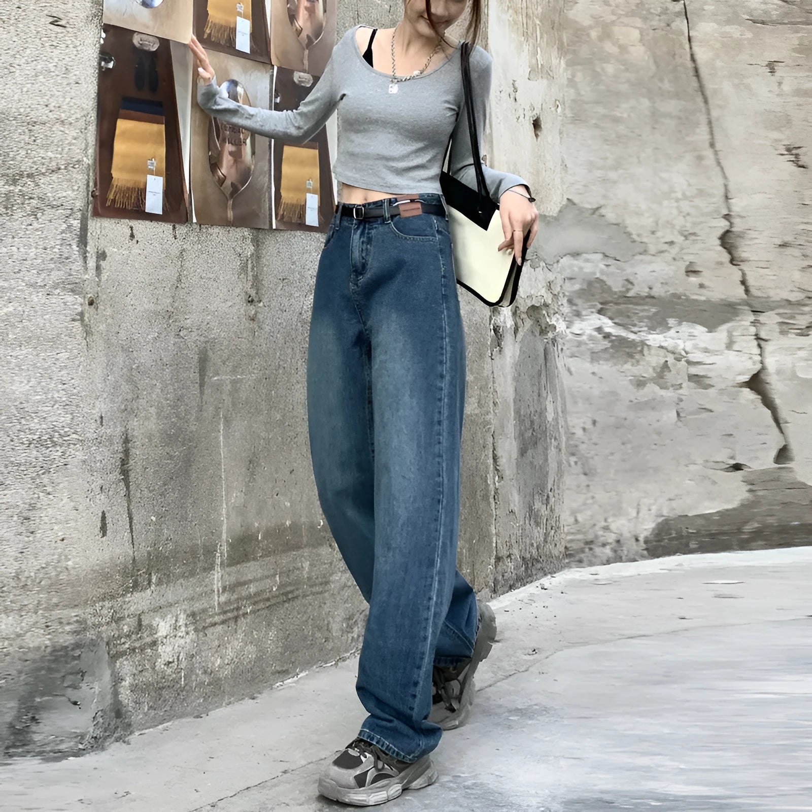 Women's retro straight jeans in retro blue with high waist and straight leg