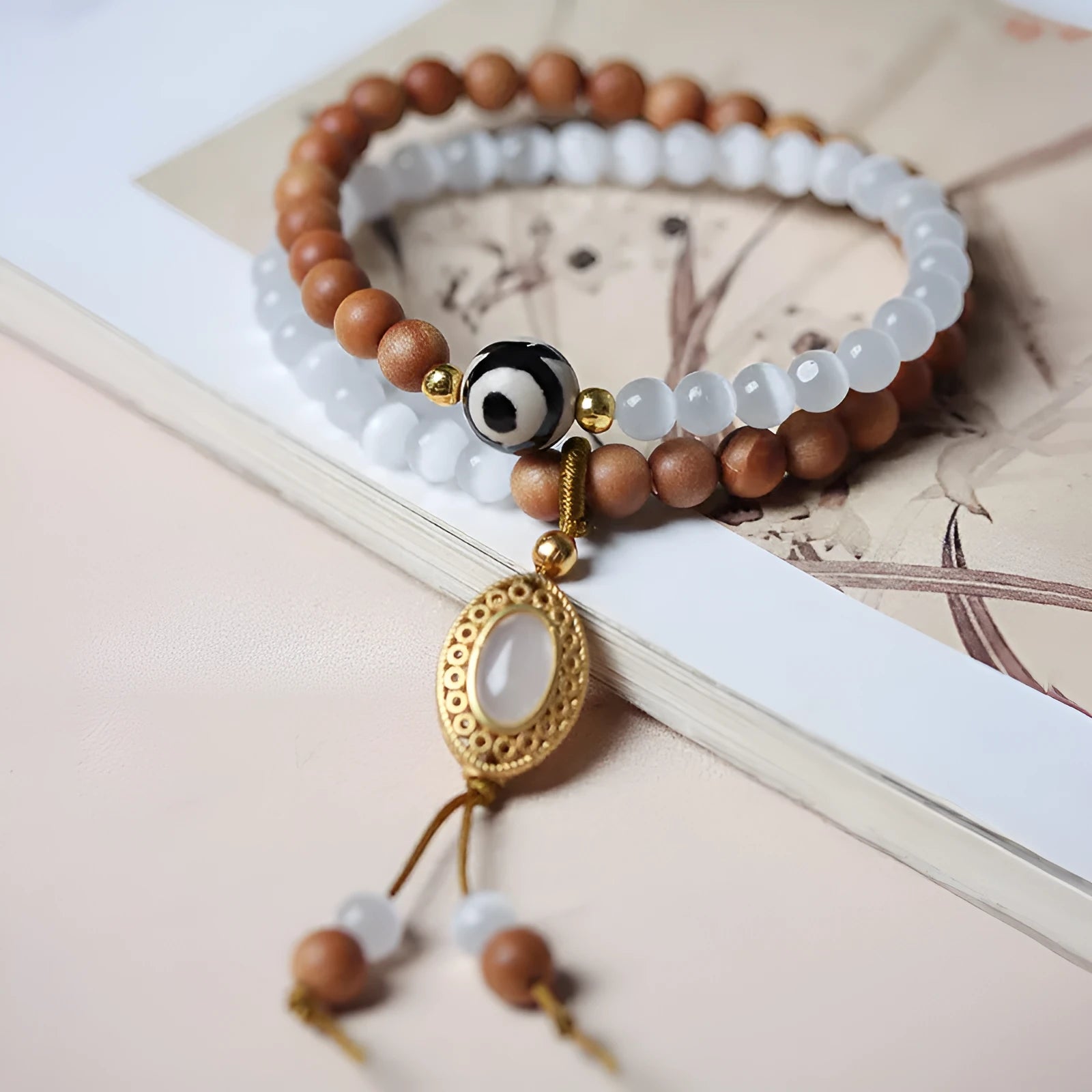 Polished sandalwood opal double ring women's bracelet in Barbie sandalwood double circle opal Tibetan beads colour