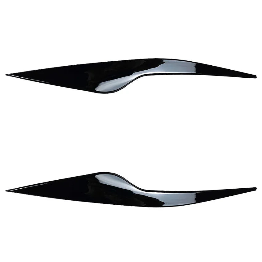 Ford Focus front headlight with carbon fibre pattern ABS eyelid sticker trim applied