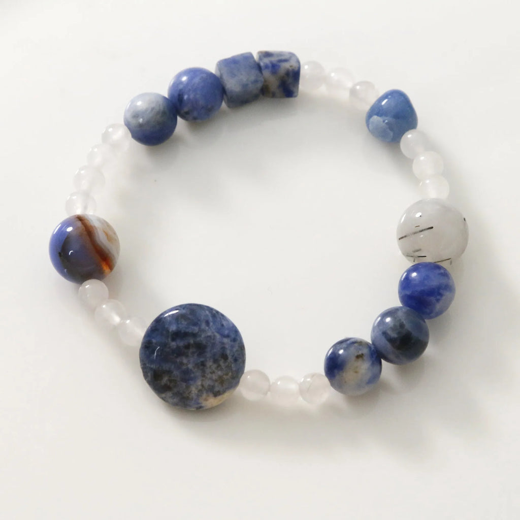 Natural blue point stone and black hair crystal agate hand-woven unisex bracelet with round and oval geometric beads