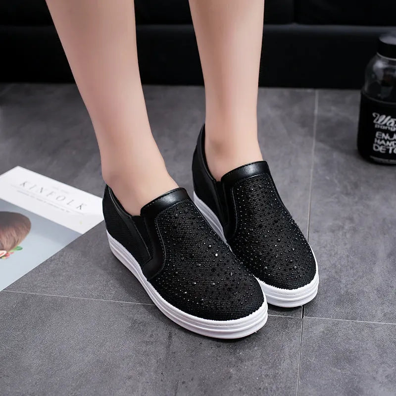 Women's breathable mesh wedge slip-on shoes with rubber sole in white and black, sizes 35-40