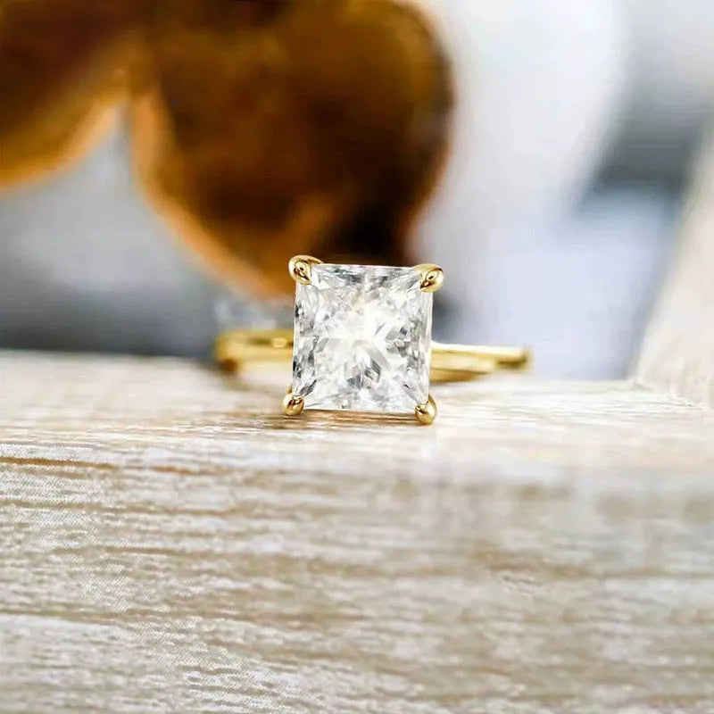 Simple geometric 925 silver women's ring with round zirconium detail in gold, rose gold, or silver finish.