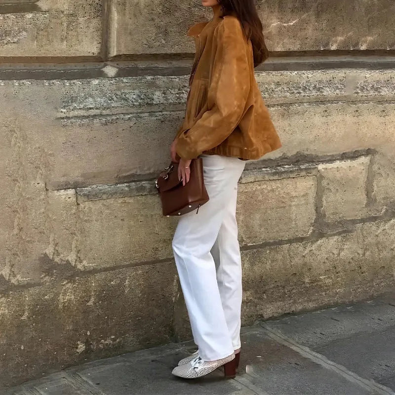Solid colour loose-fit retro jacket with long sleeves on a model